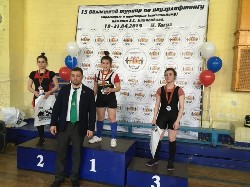 �����������