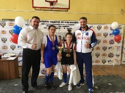 �����������