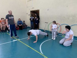 �����������