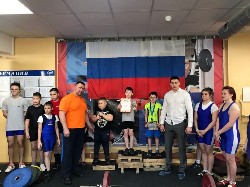 �����������