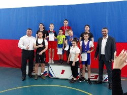 �����������