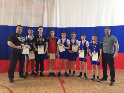 �����������